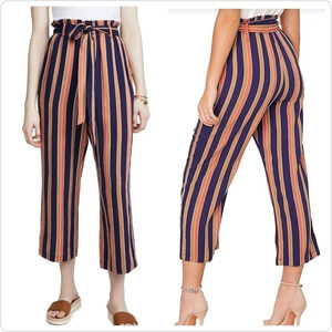 NWT BB Dakota Inside The Lines Striped Wide Leg Cropped Flowy Pants, Sz Medium.